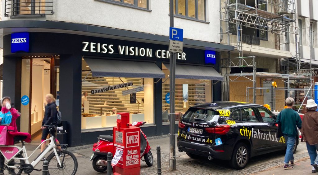 Zeiss Vision Center Köln • Endlich freie Sicht 1