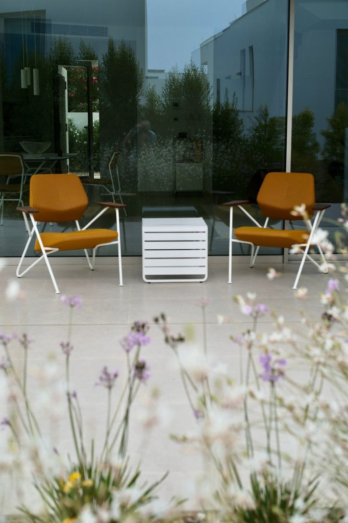 [living] wohndesign by Terry Palmer • Indoor ist Outdoor