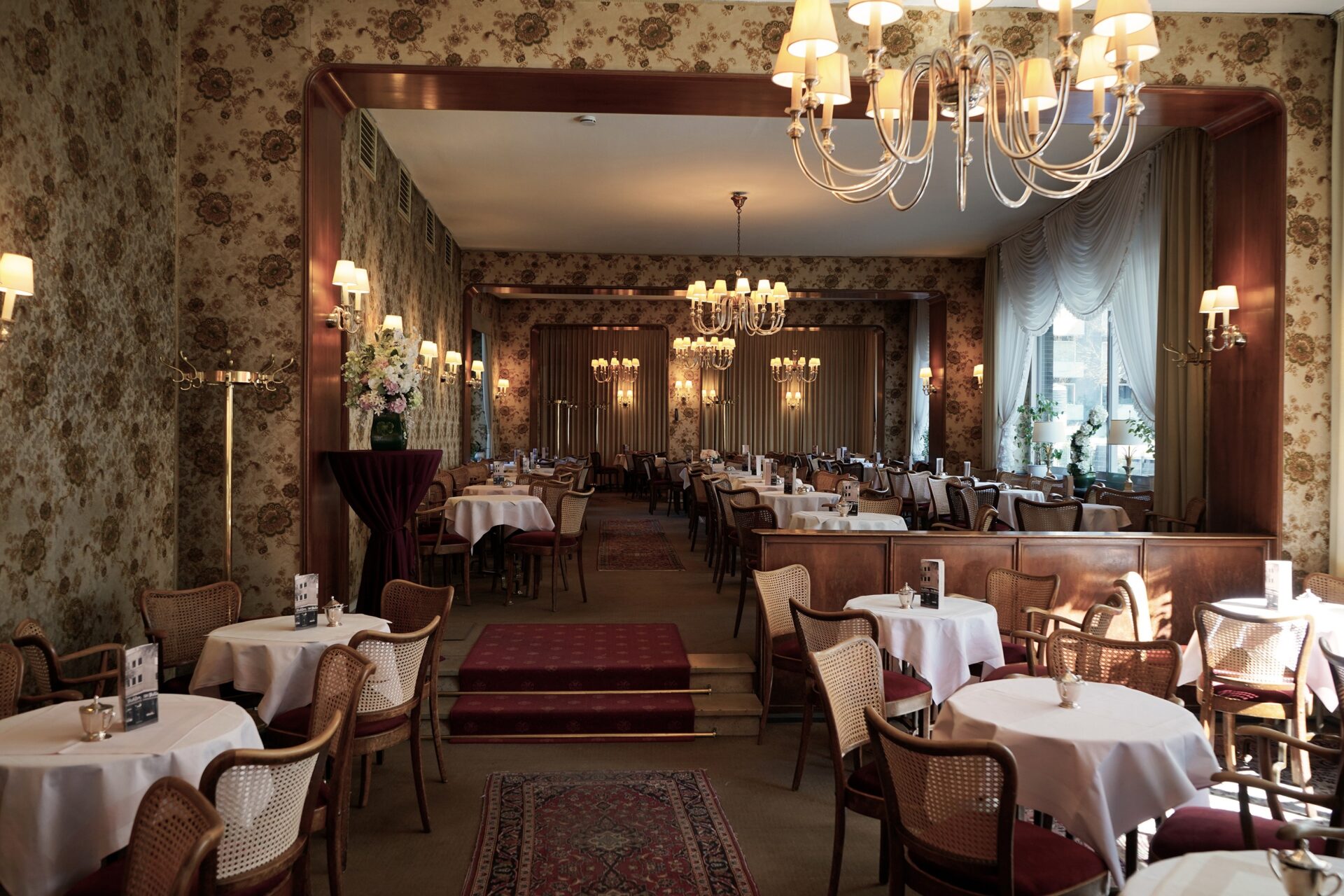 Café Konditorei Wahlen 9