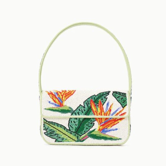 MODERNES KULTOBJEKT »Tommy«-Tasche von Staud – handgefertigte Perlenkunst, kreative Muster und saisonale Neuauflagen. Für 349 € erhältlich bei SIMON UND RENOLDI