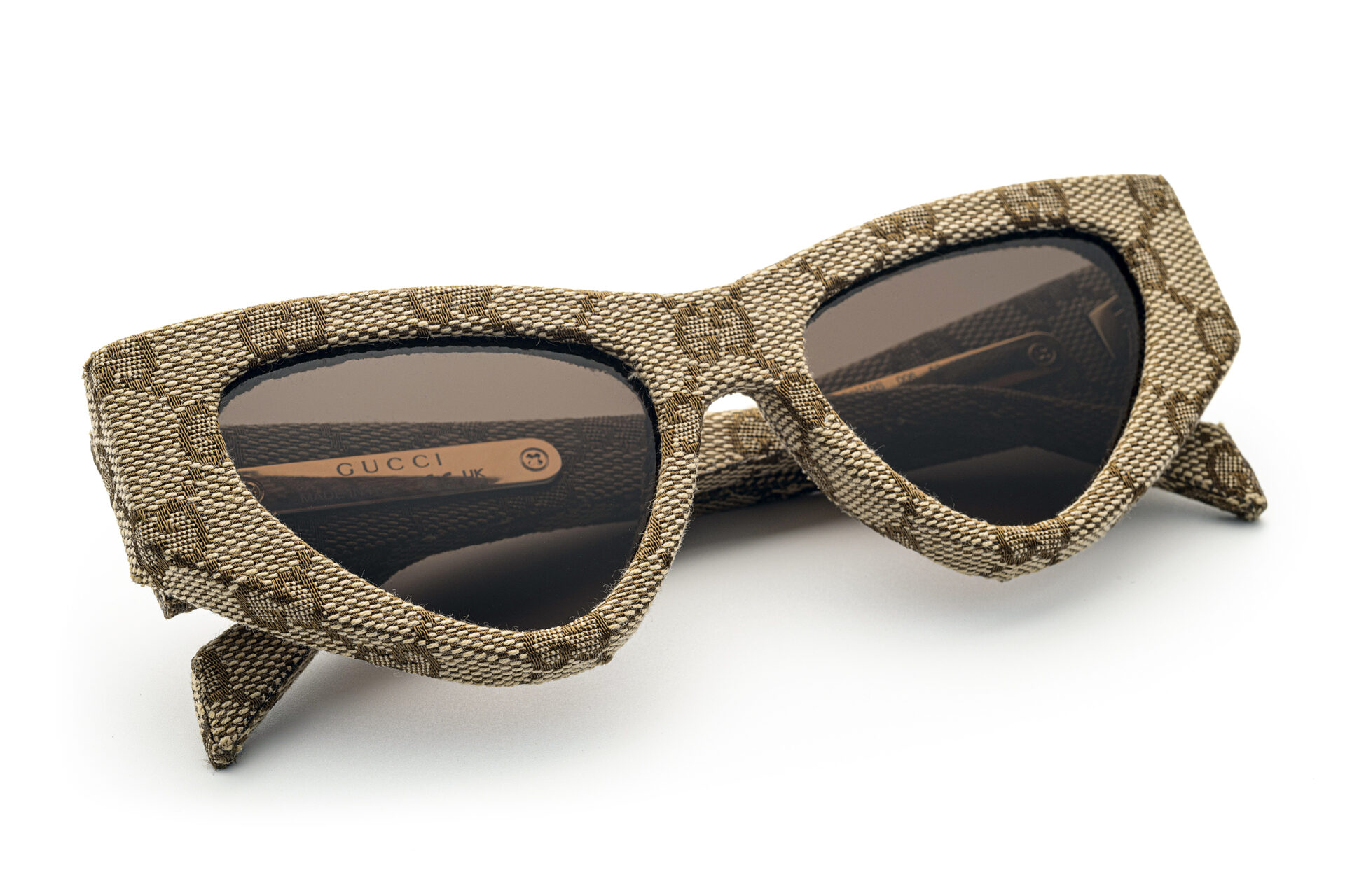 Brille 48 • Stil trifft Persönlichkeit 2 Brille 48 • Stil trifft Persönlichkeit 1