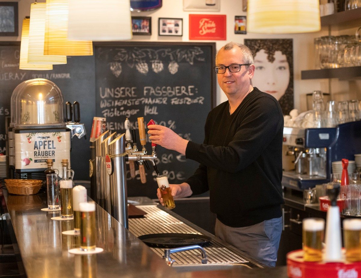Alt Poller Wirtshaus• Prost, ohne Promille!