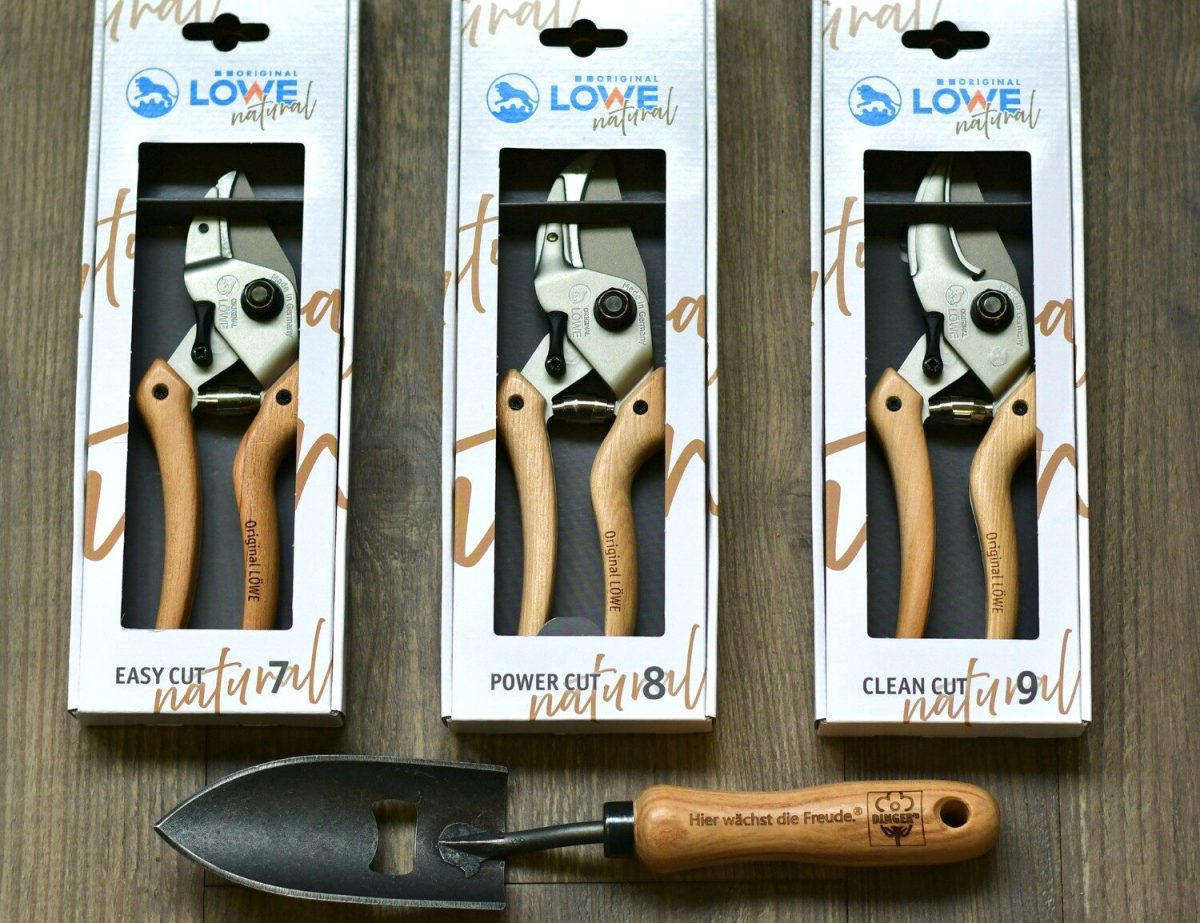 Dinger’s Gartencenter Köln • Original Löwe Scheren