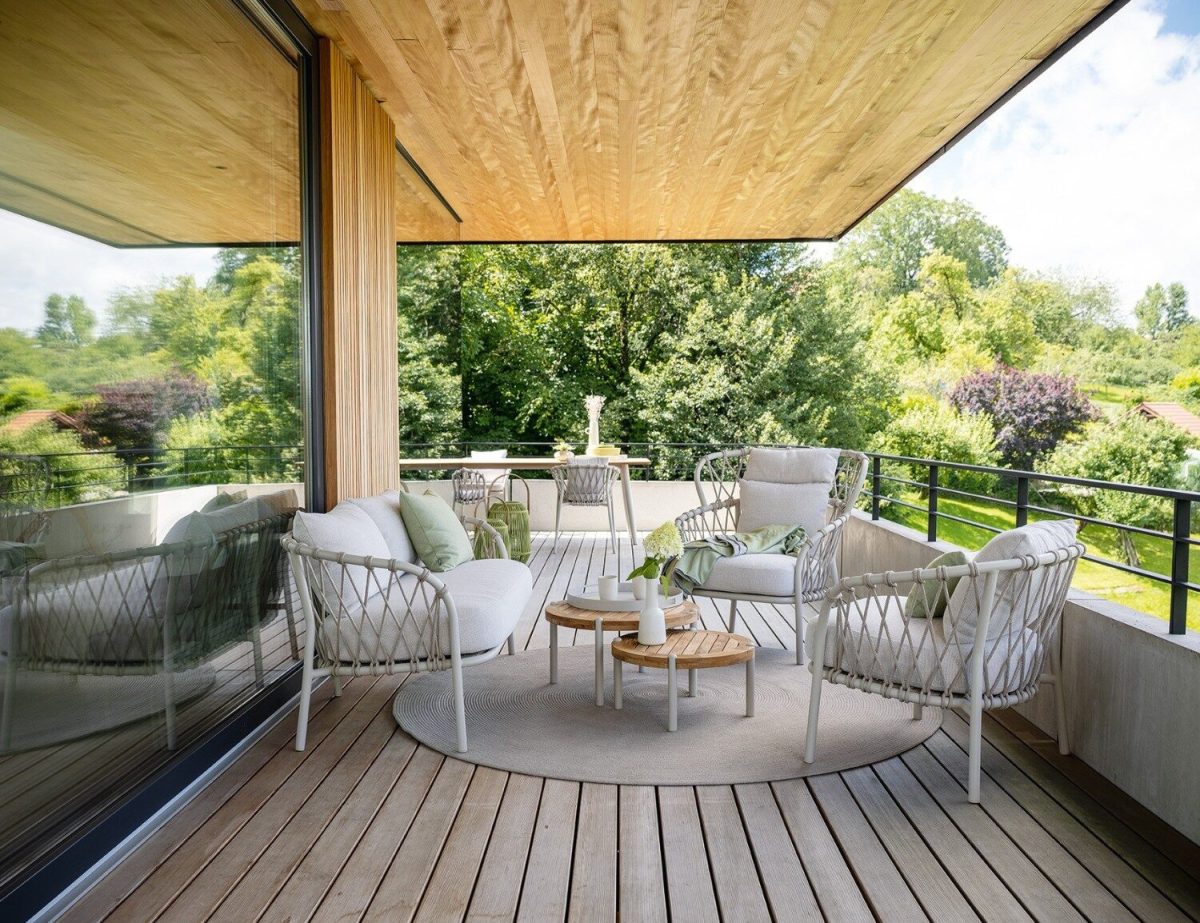 Dinger’s Gartencenter Köln • Abverkauf Gartenmöbelabteilung