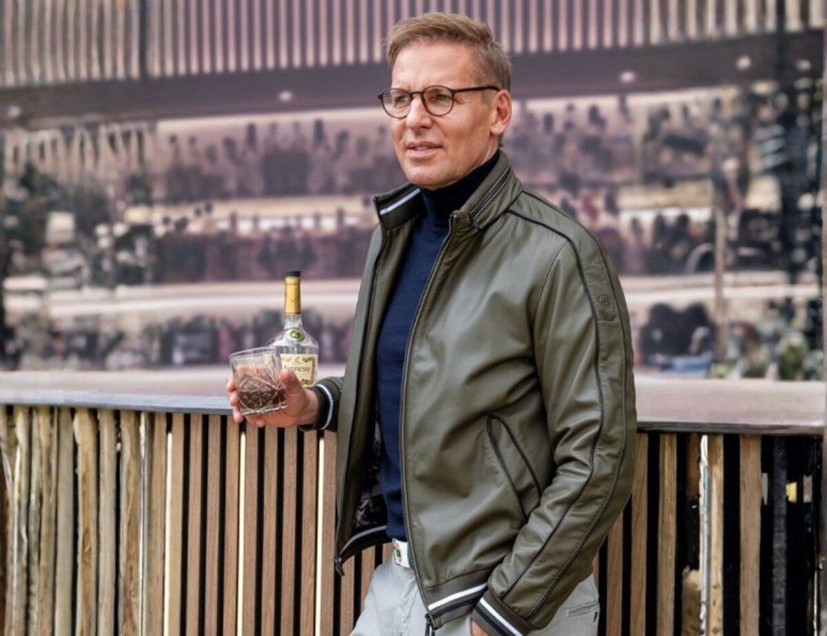 Herrenausstatter Ebinghaus • Heinz Bauer