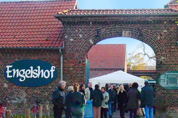 Kunst und Kultur • 59. Kunsthandwerkermarkt im Engelshof