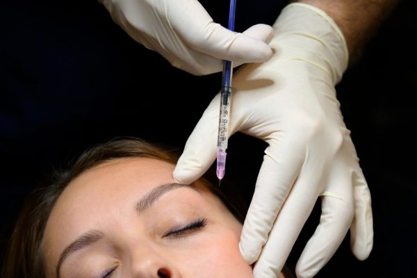 NOMI CLINIC | Dr. med. Lukas M. Grüter • On Top of the World