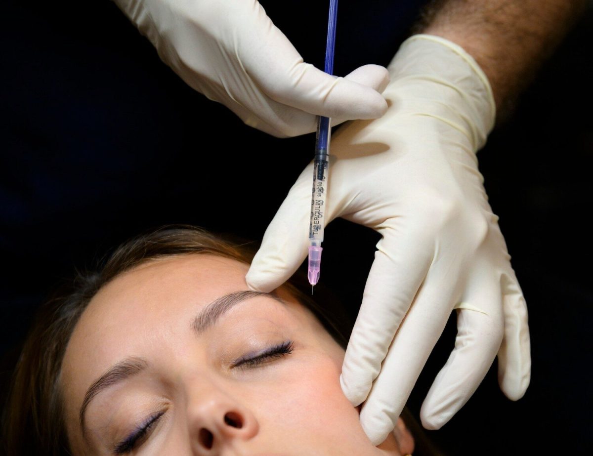 NOMI CLINIC | Dr. med. Lukas M. Grüter • On Top of the World