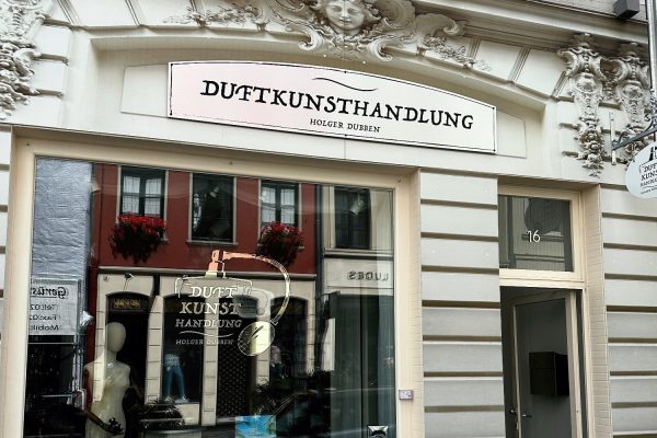 Duftkunsthandlung • Neuer Showroom in der Kölner City